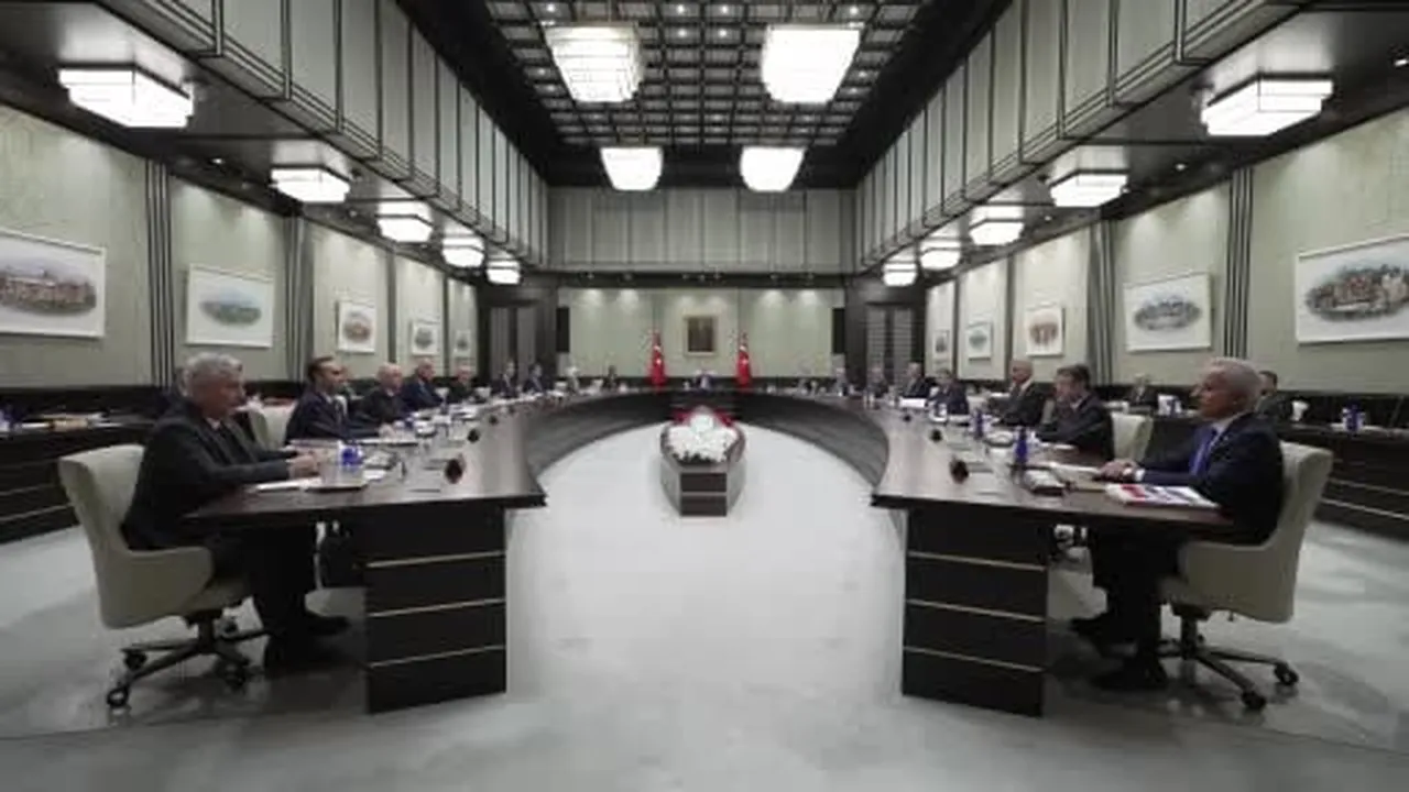 Kabine Toplantısı Cumhurbaşkanı Erdoğan'ın başkanlığında başladı