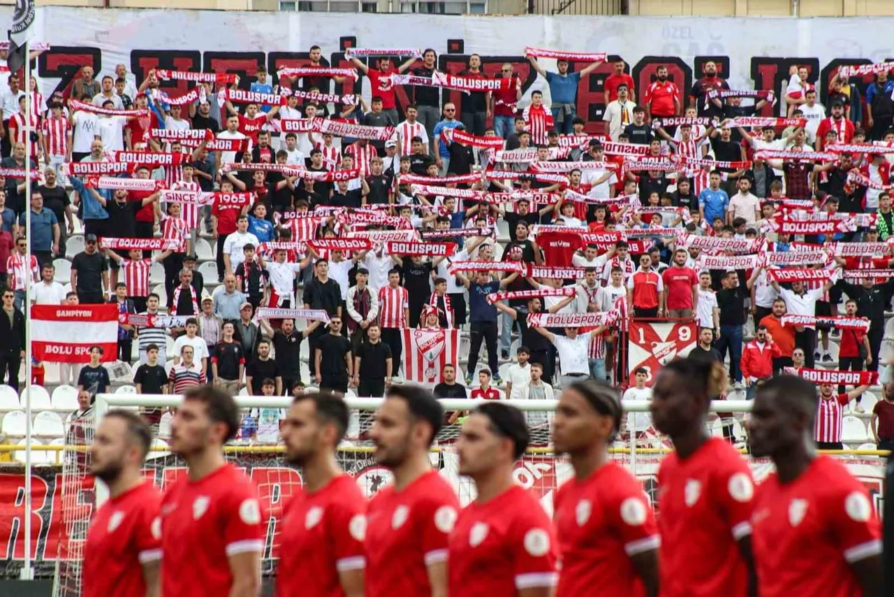 TRENDYOL 1. LİG'İN 4. HAFTASINDA DEPLASMANDA MUĞLASPOR'A 2-0 MAĞLUP OLAN BOLUSPOR'DA TARAFTAR...