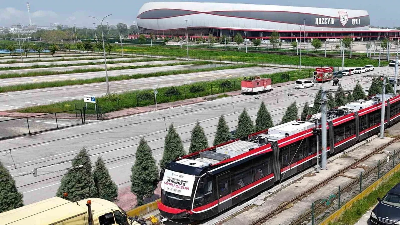 SAMSUN YENİ TRAMVAYLAR HİZMETE GİRECEK.