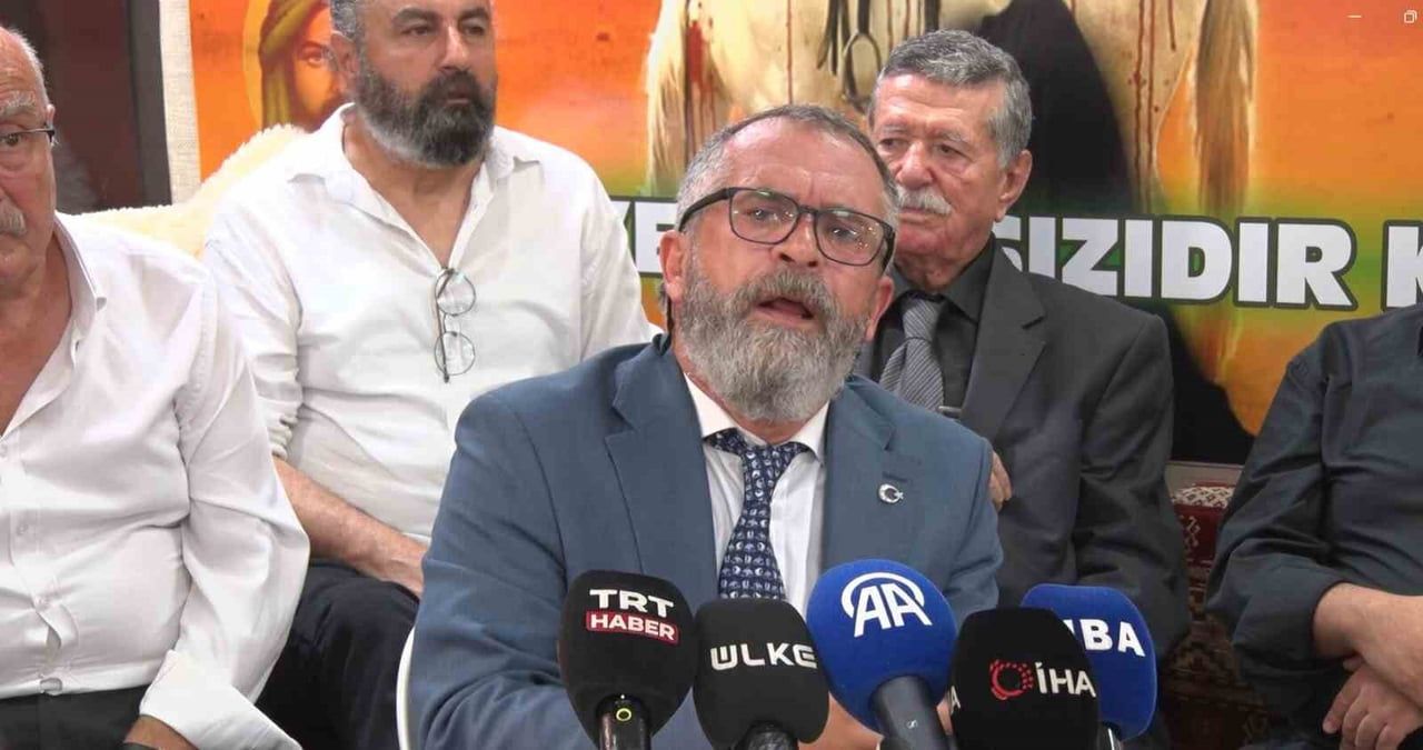 TÜRKMEN ALEVİ BEKTAŞİ VAKFI GENEL BAŞKANI ÖZDEMİR ÖZDEMİR