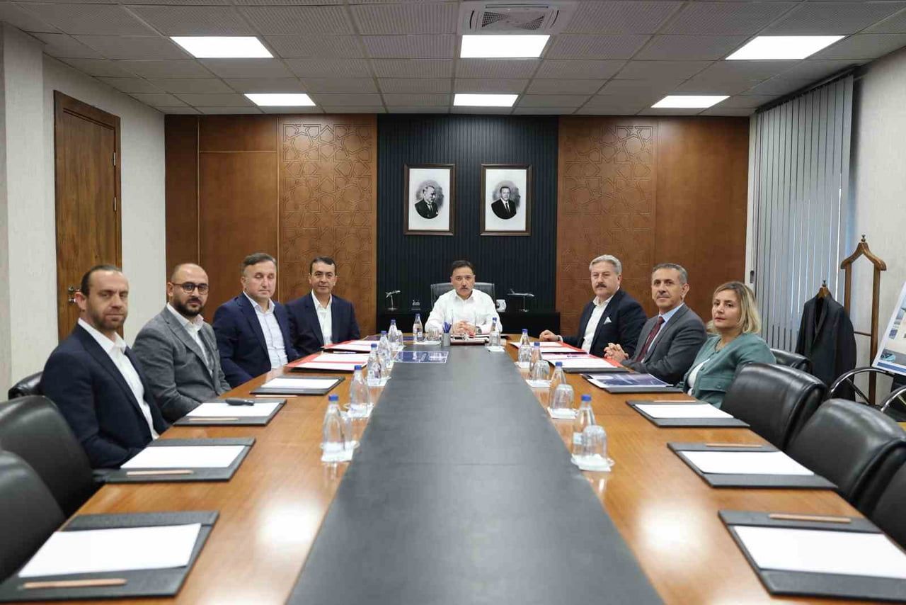 KAYSERİ'NİN MELİKGAZİ İLÇESİNDE EĞİTİM YATIRIMLARINA BİR YENİSİ DAHA EKLENİYOR. 16 DERSLİKLİ...