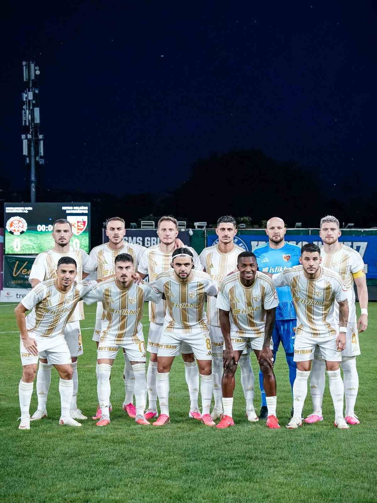 TFF 1. LİG'DE MÜCADELE EDEN KAYSERİSPOR, BU SEZON İLK BERABERLİĞİNİ KARAGÜMRÜK DEPLASMANINDA...