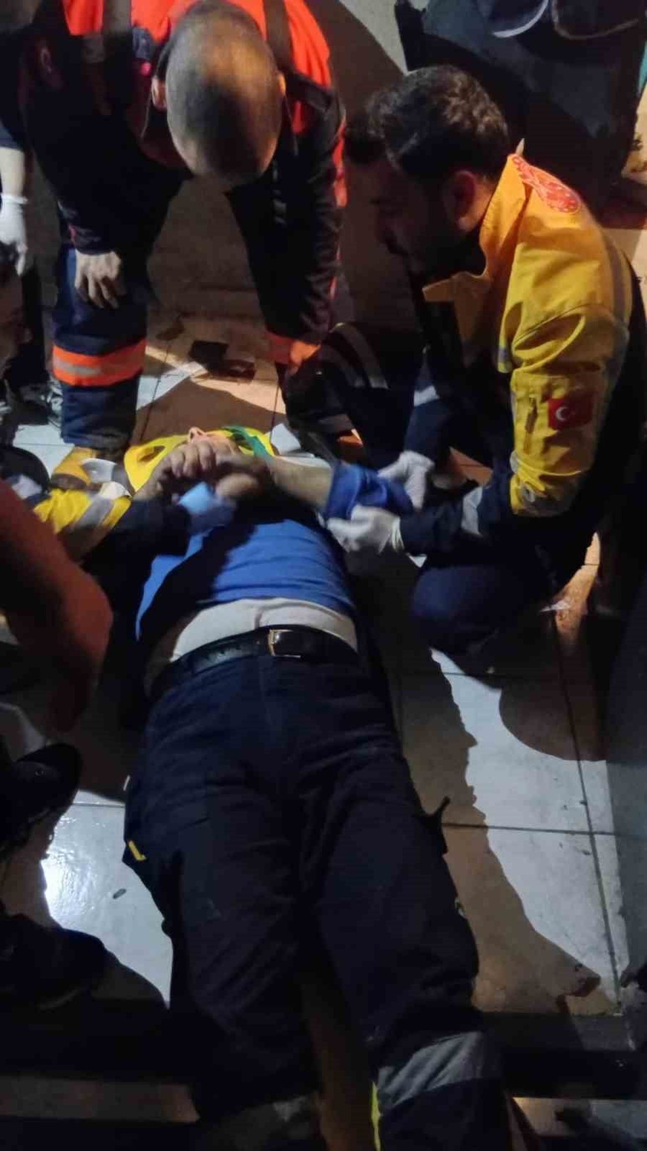 ZONGULDAK(İHA)-ZONGULDAK’TA KADIRGA CADDESİNDE ASANSÖRÜN DÜŞMESİ SONUCUNDA KAZIM K. İSİMLİ KİŞİ...