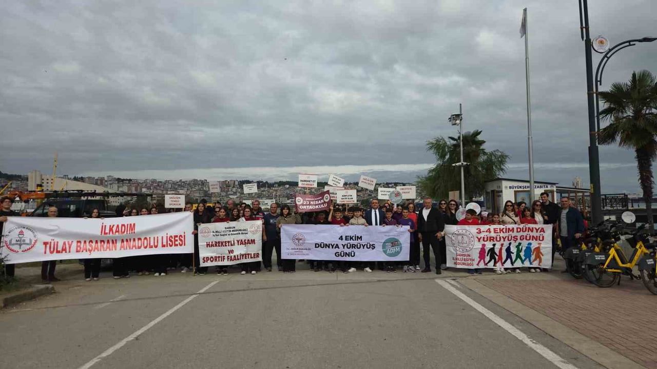 SAMSUN’DA DÜNYA YÜRÜYÜŞ GÜNÜ KAPSAMINDA DÜZENLENEN YÜRÜYÜŞTE ÖĞRENCİLER, SAĞLIKLI YAŞAMA DİKKAT...
