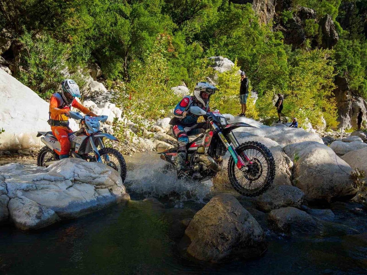 FIM HARD ENDURO DÜNYA ŞAMPİYONASI’NDA SEZONUN KRİTİK ETAPLARINDAN BİRİ OLAN SEA TO SKY, 7-10 EKİM...