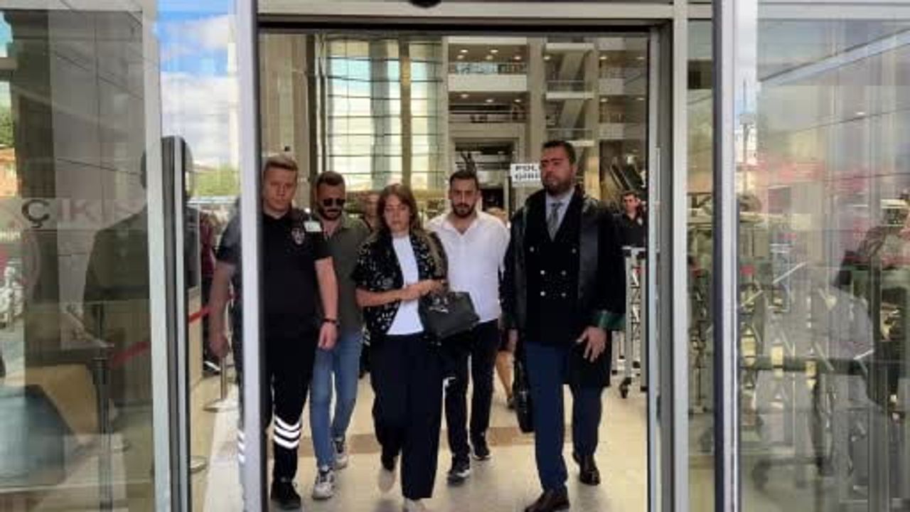 Eda Ece: "Şevval Sam bizi Haluk Levent'e karşı kati şekilde uyardı"
