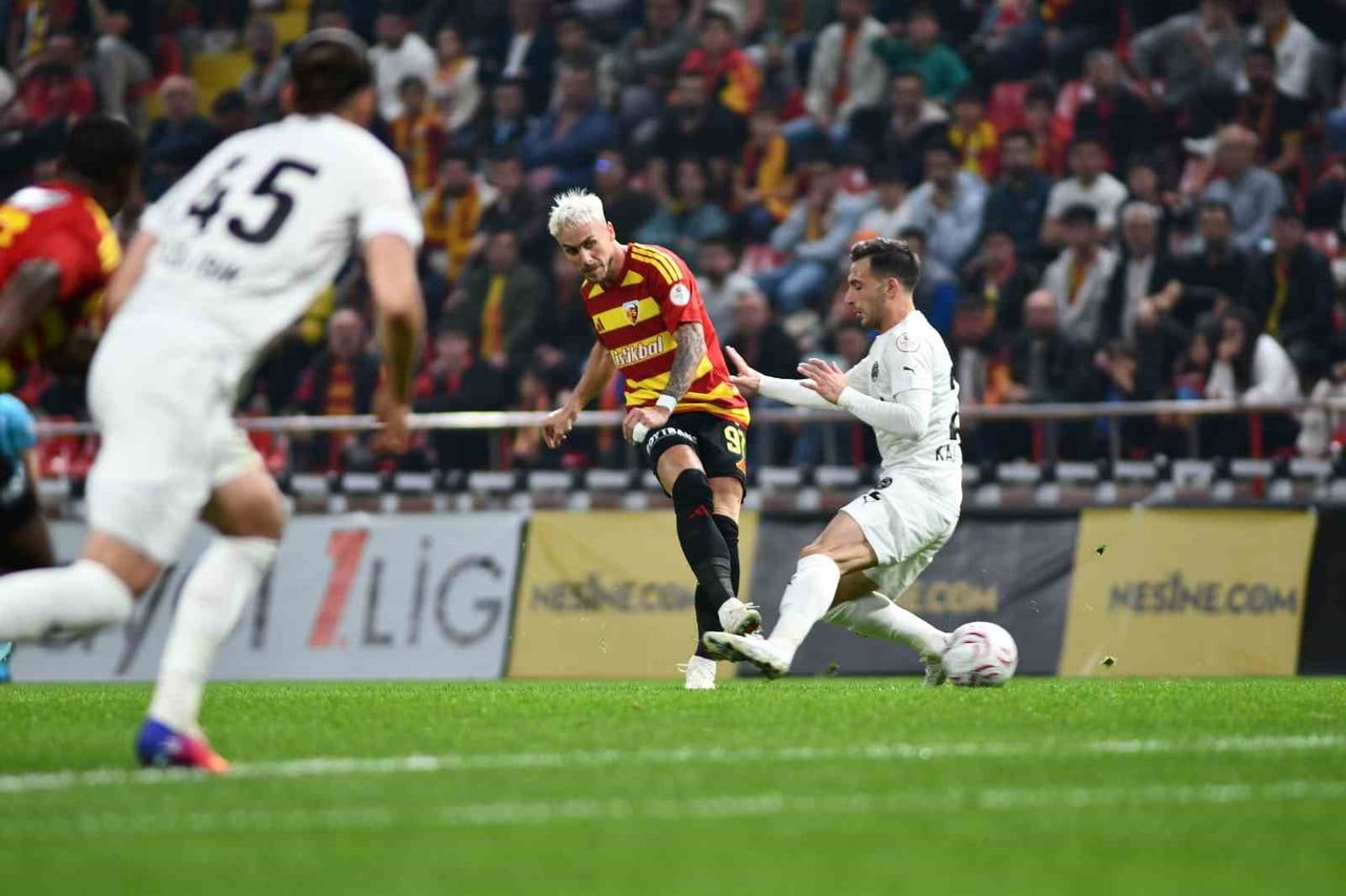 TRENDYOL 1. LİG’İN 9. HAFTASINDA KAYSERİSPOR, EVİNDE KARŞILAŞTIĞI MANİSA FK’YI 3-2 MAĞLUP...