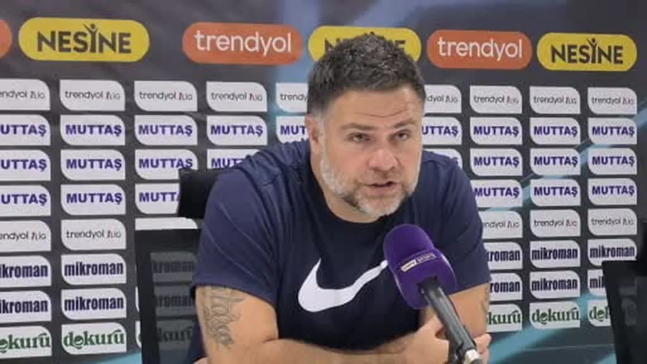 Boluspor Teknik Direktörü Teknik Direktör Daniel Farrar, Muğlaspor maçının ardından yaptığı...
