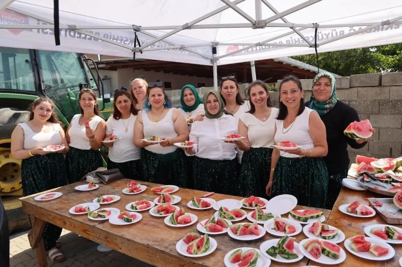 TEKİRDAĞ'IN SARAY İLÇESİNE BAĞLI KURTDERE MAHALLESİ'NDE BU YIL 3'ÜNCÜSÜ DÜZENLENEN GELENEKSEL...