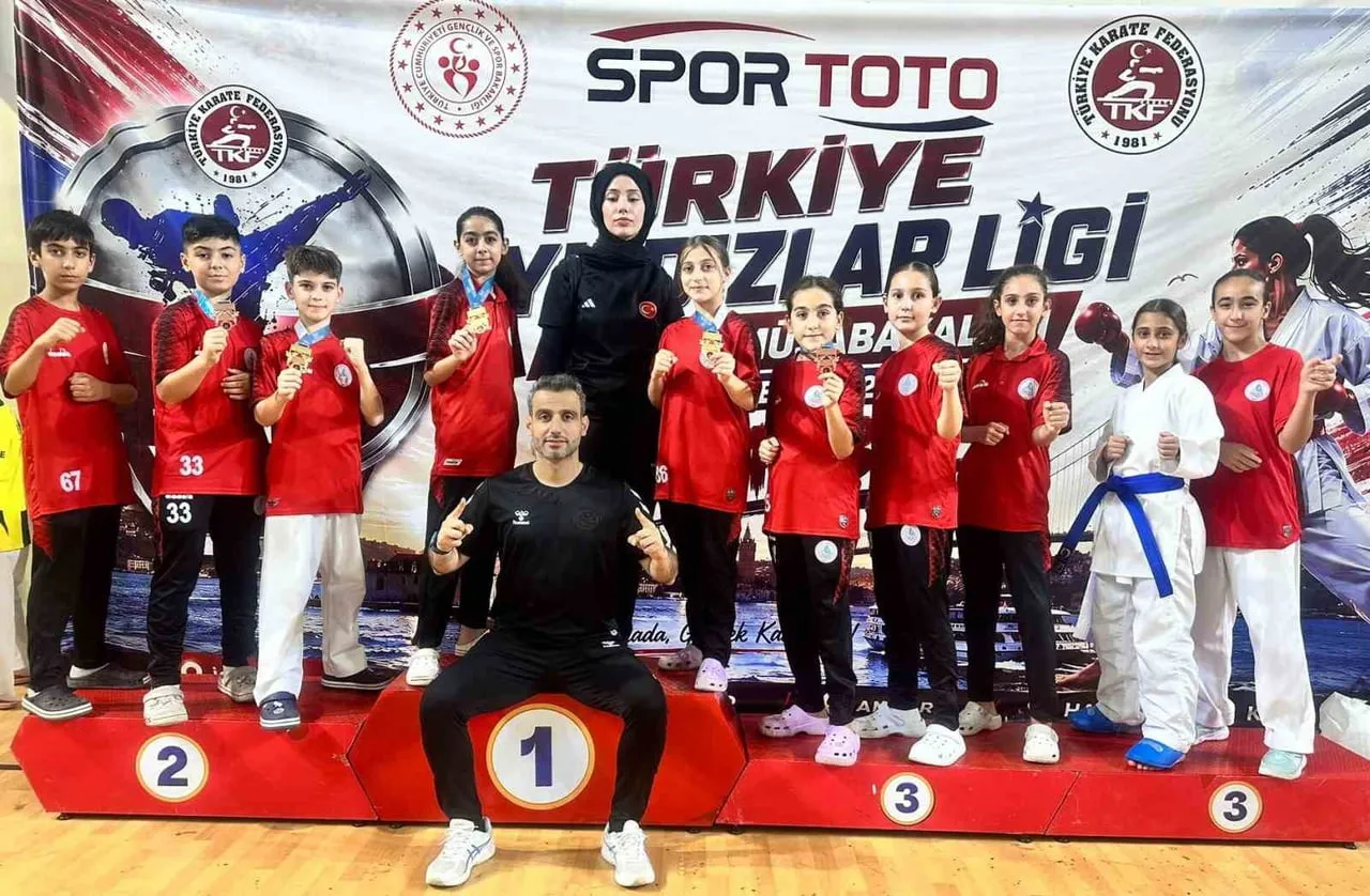 KÖRFEZ GENÇLERBİRLİĞİ’NİN KARATECİLERİ, İSTANBUL’DA DÜZENLENEN TÜRKİYE YILDIZLAR KARATE LİGİ 2....