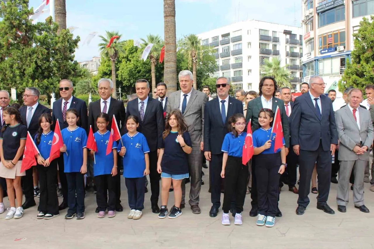 DENİZLİ'DE 2026-2027 EĞİTİM VE ÖĞRETİM YILININ BAŞLAMASININ HEYECANI YAŞANIYOR. YENİ EĞİTİM YILI...