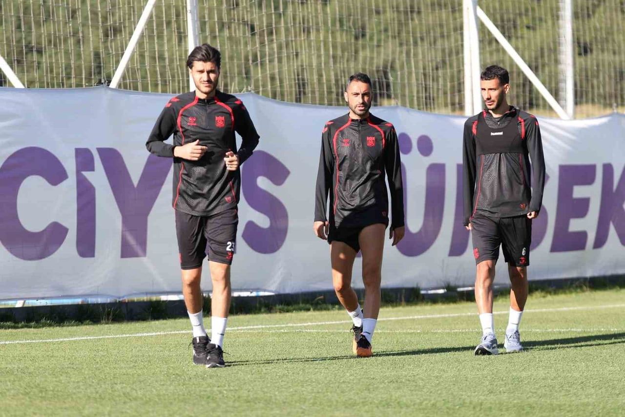 SİVASSPOR, 2026-2027 SEZONU HAZIRLIKLARI KAPSAMINDA KAYSERİ ERCİYES YÜKSEK İRTİFA KAMP...
