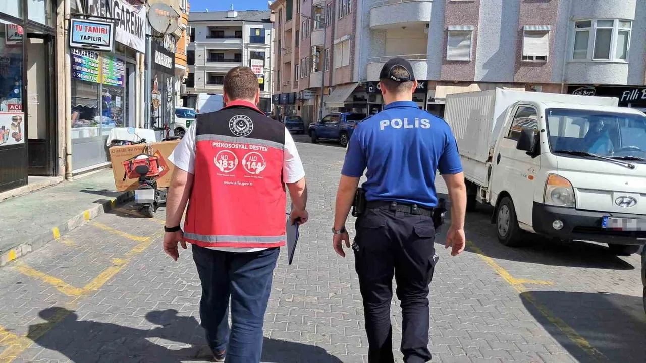'ÇOCUKLAR GÜVENDE' PROGRAMI DAHİLİNDE SOKAKTA RİSK ALTINDA BULUNAN, ÇALIŞTIRILAN VE DİLENDİRİLEN...