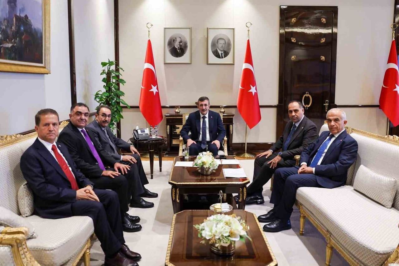 TÜRKİYE’NİN EN ÖNEMLİ NARENCİYE ÜRETİM MERKEZLERİNDEN ADANA’DA SEKTÖR TEMSİLCİLERİ, YAŞADIKLARI...