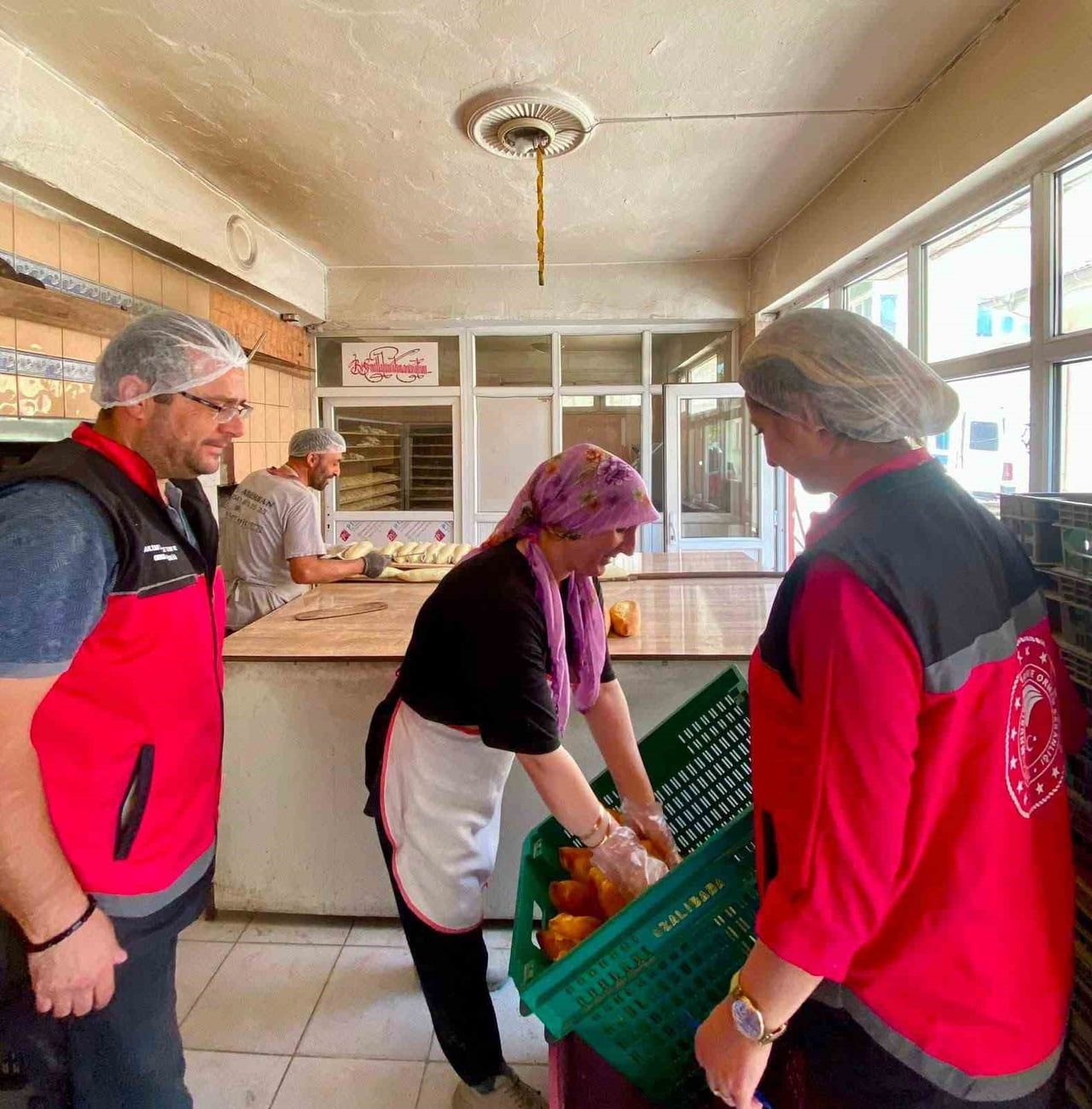 AFYONKARAHİSAR'DA VATANDAŞLARIN GÜVENİLİR GIDAYA ERİŞİMİNİN SAĞLANMASI, HALK SAĞLIĞININ KORUNMASI...