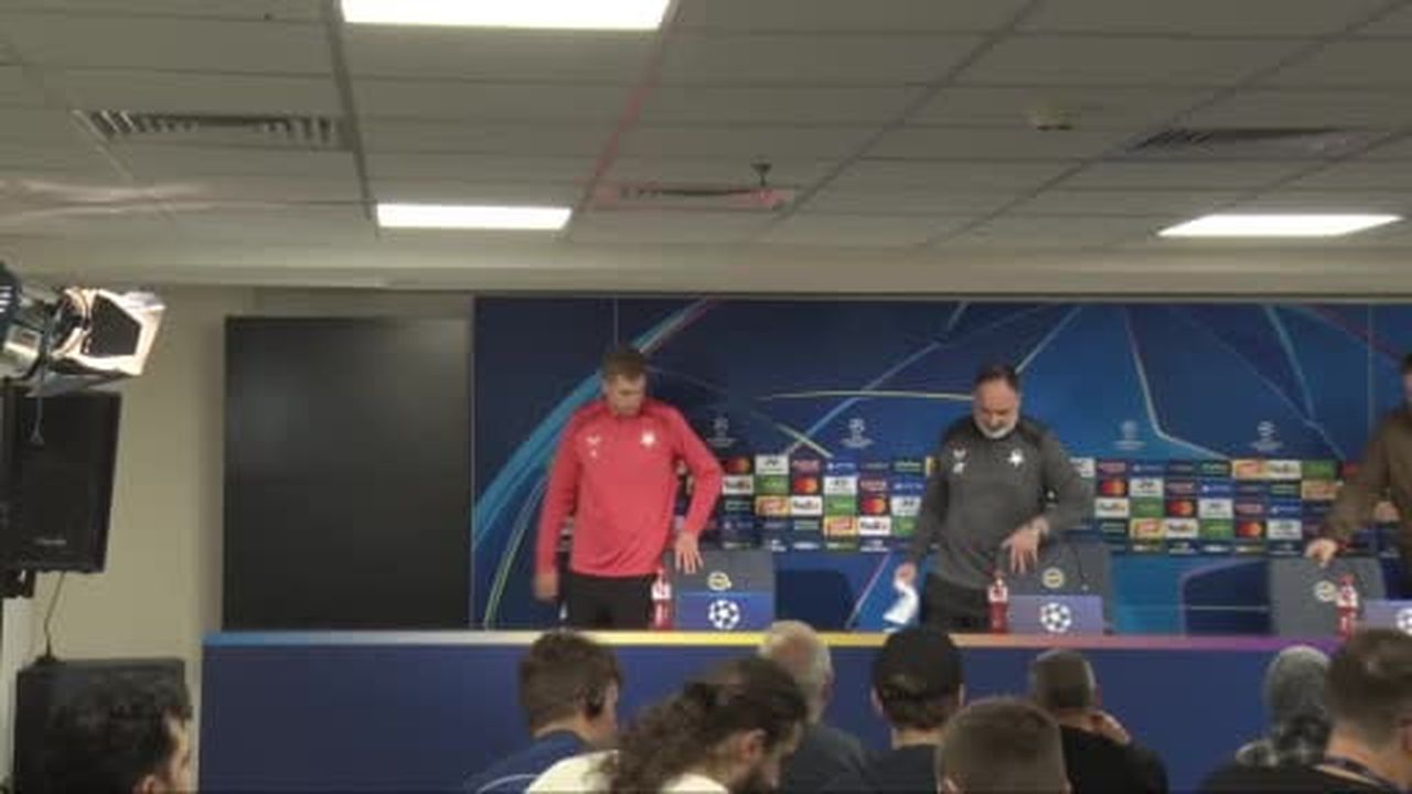 Slavia Praglı futbolcu David Zima, Fenerbahçe maçıyla ilgili, "Büyük bir takımla oynuyoruz. Baskı...