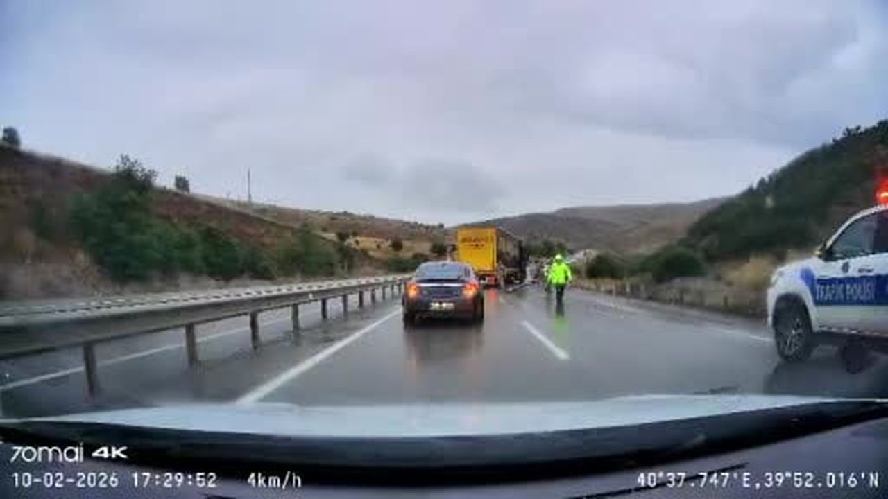 Aşkale’de zincirleme trafik kazası