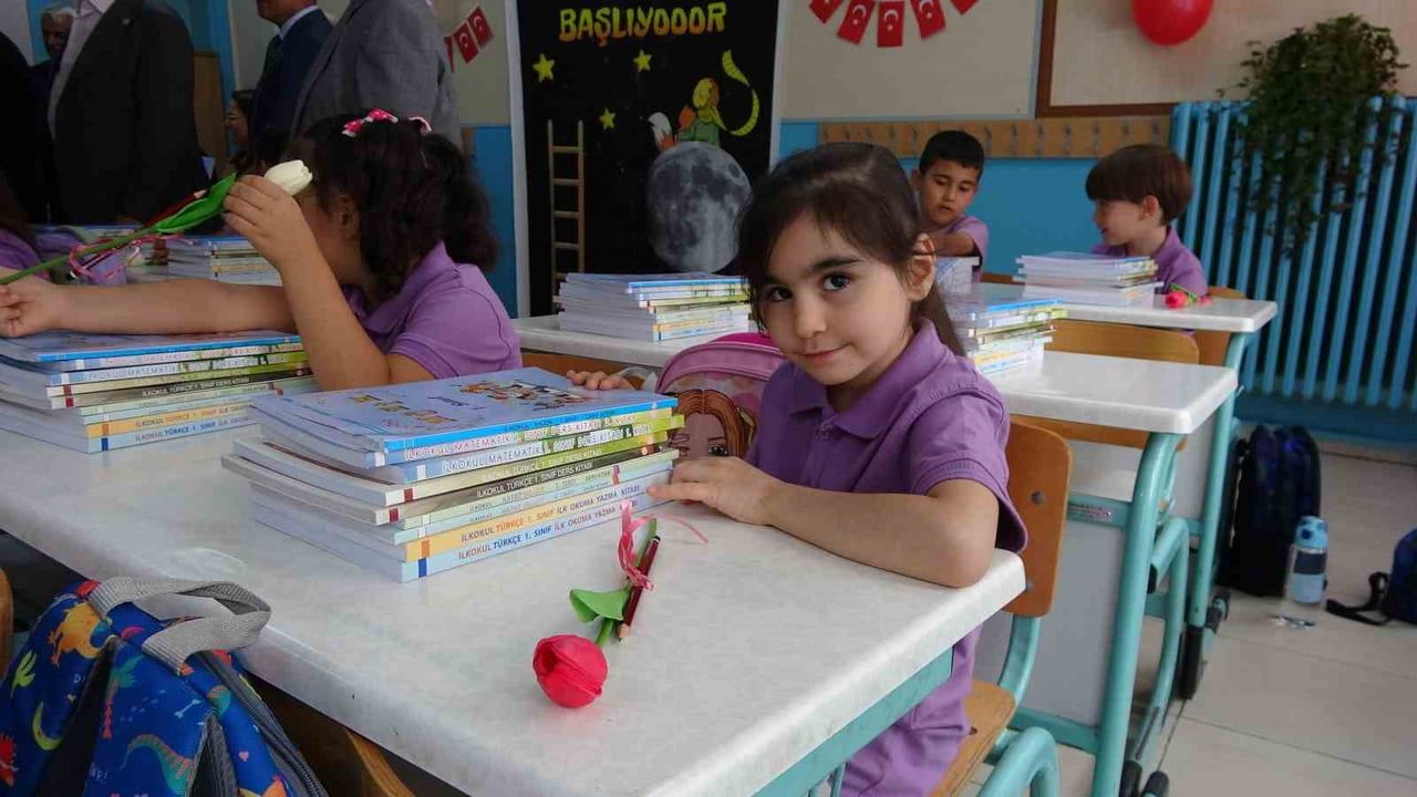 YENİ EĞİTİM DÖNEMİNDE İL GENELİNDE HİZMET VEREN 451 EĞİTİM KURUMUNDA TOPLAM 63 BİN 82 ÖĞRENCİ DERS...