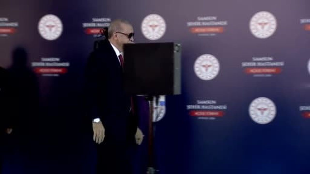 Cumhurbaşkanı Erdoğan:  "Türkiye 26 bini aşkın yatak kapasitesine sahip 21 yeni şehir hastanesine...