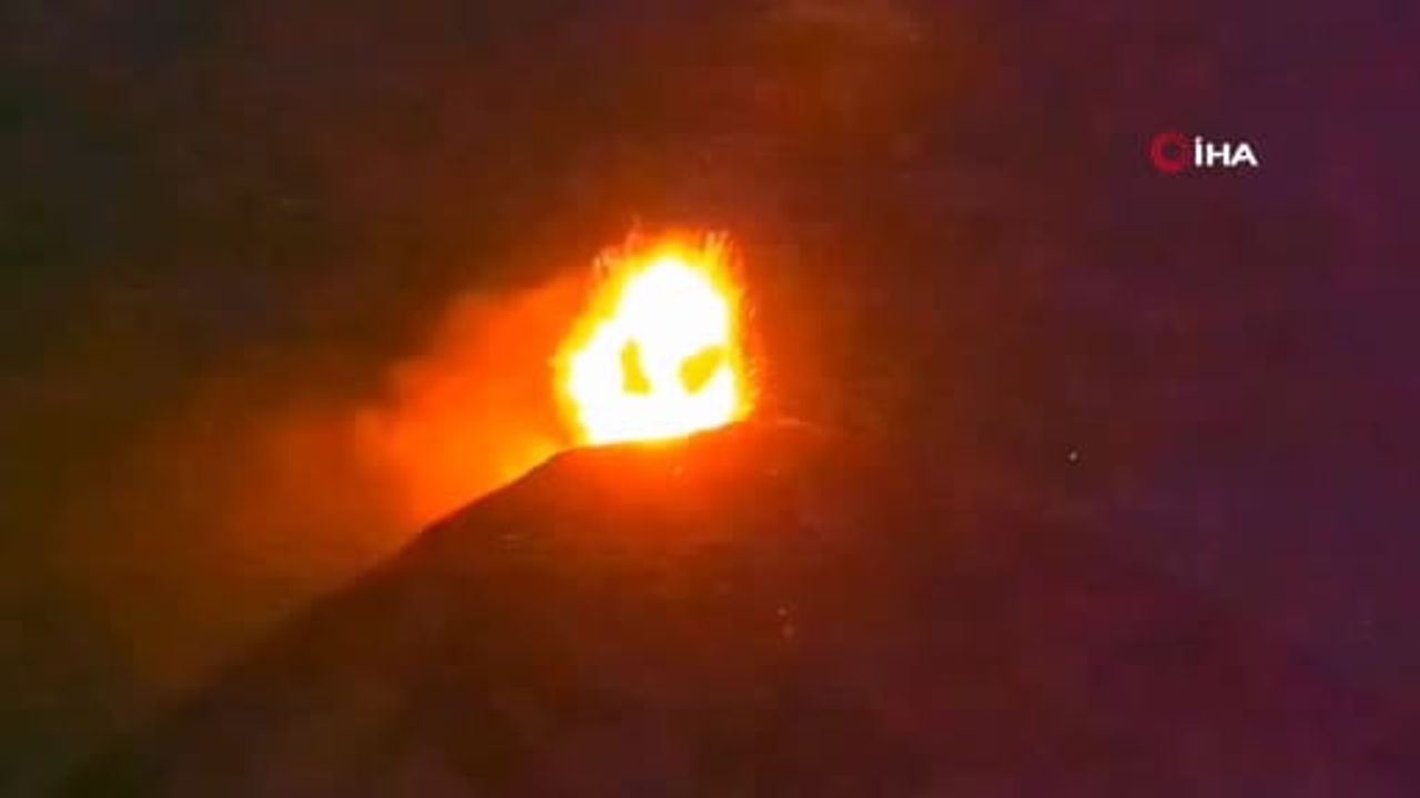 Orta Amerika ülkesi Guatemala'daki Fuego Yanardağı'nın patlaması sonucu çevredeki köyler tahliye...