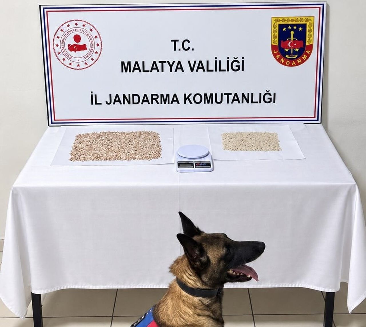 MALATYA’DA 1 KİLO 80 GRAM METAMFETAMİN ELE GEÇİRİLDİ