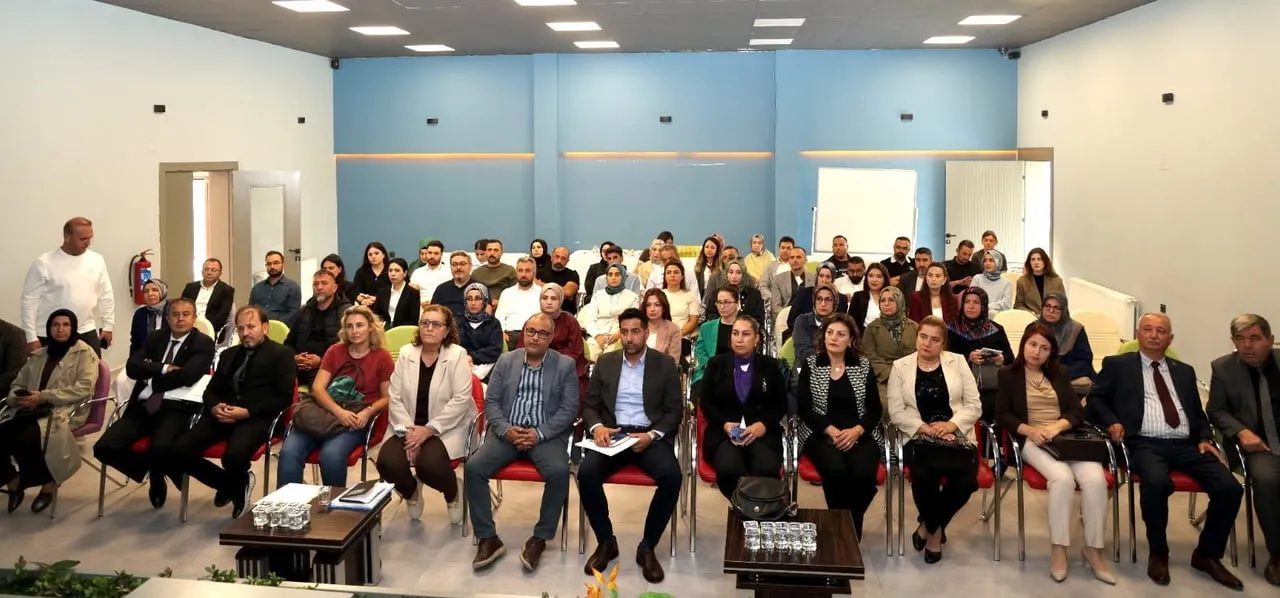 NİĞDE GENÇLİK VE SPOR İL MÜDÜRLÜĞÜ; YENİ EĞİTİM ÖĞRETİM DÖNEMİNDE ÖĞRENCİLERE YÖNELİK HİZMETLERİ...