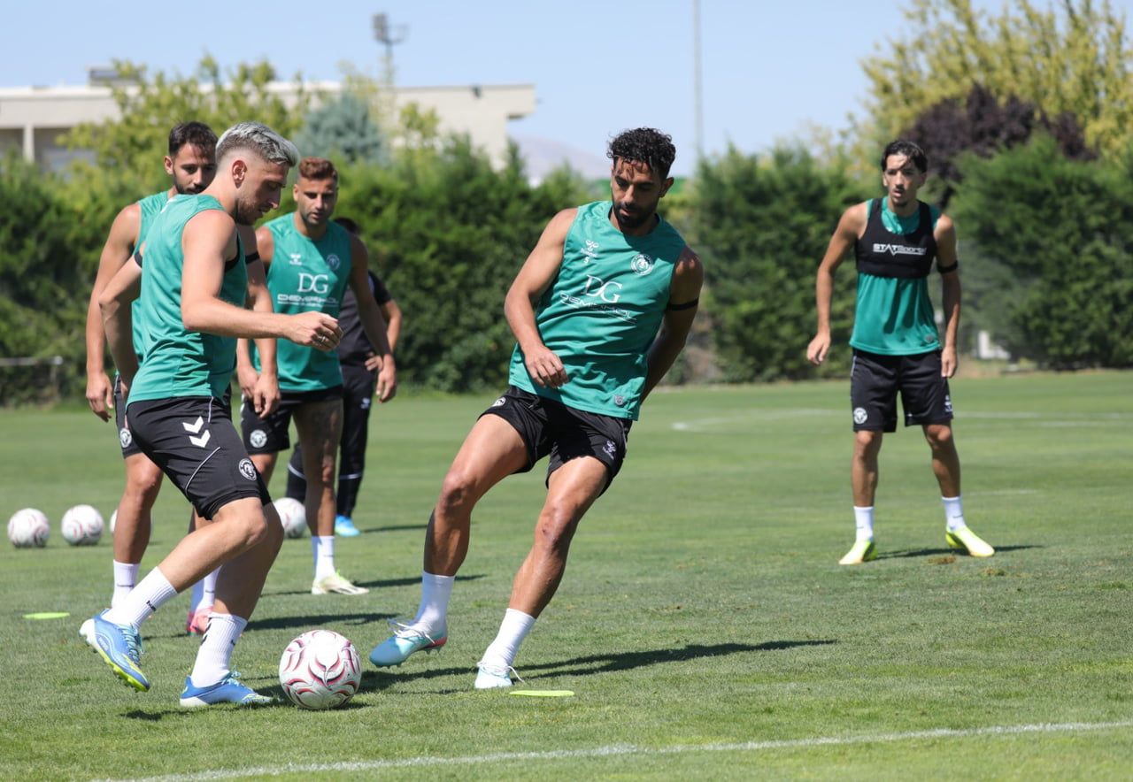 KONYASPOR, TRENDYOL SÜPER LİG'İN 2. HAFTASINDA YARIN SAAT 21.30'DA FENERBAHÇE İLE DEPLASMANDA...