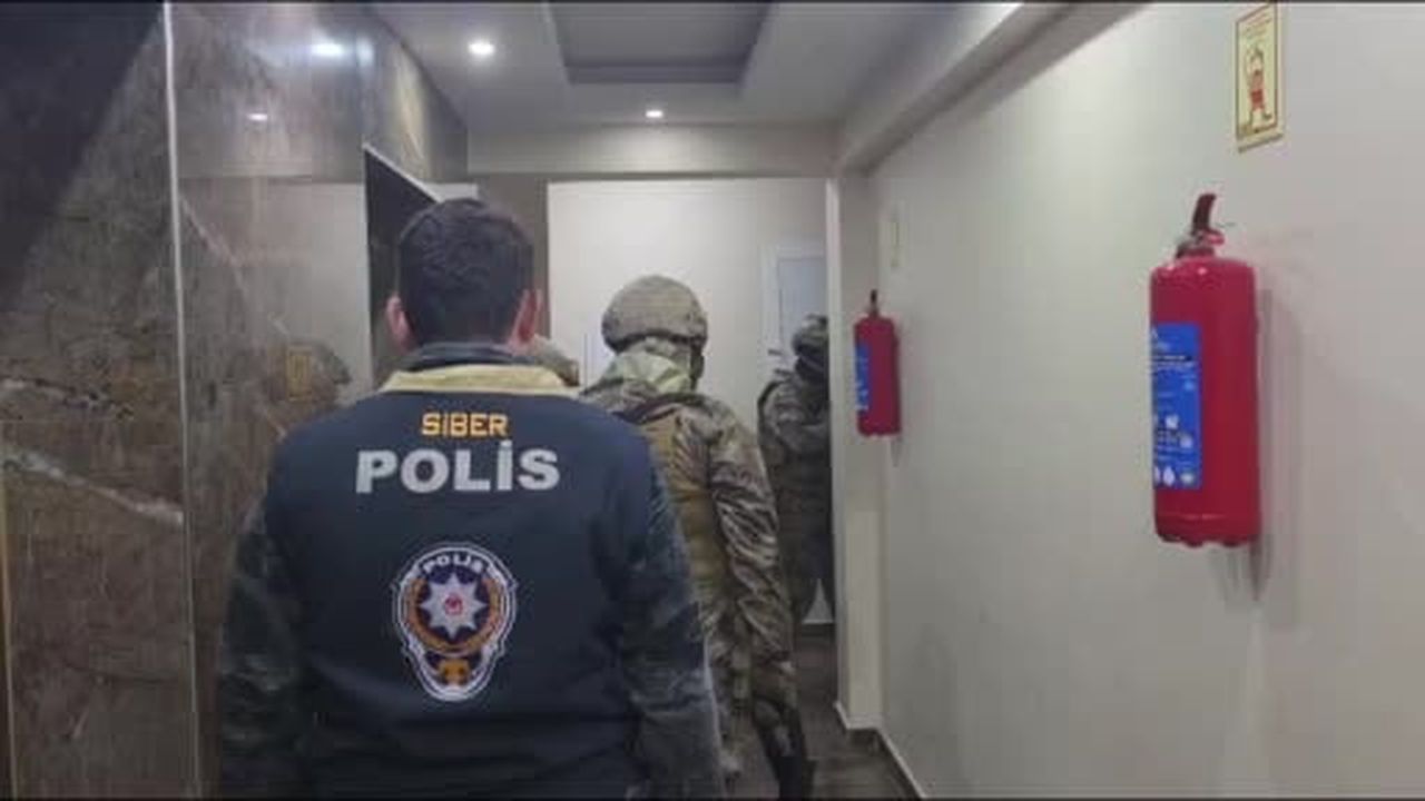 Tekirdağ merkezli 18 ilde dev operasyon: 433 milyon liralık dolandırıcılık ağı deşifre...