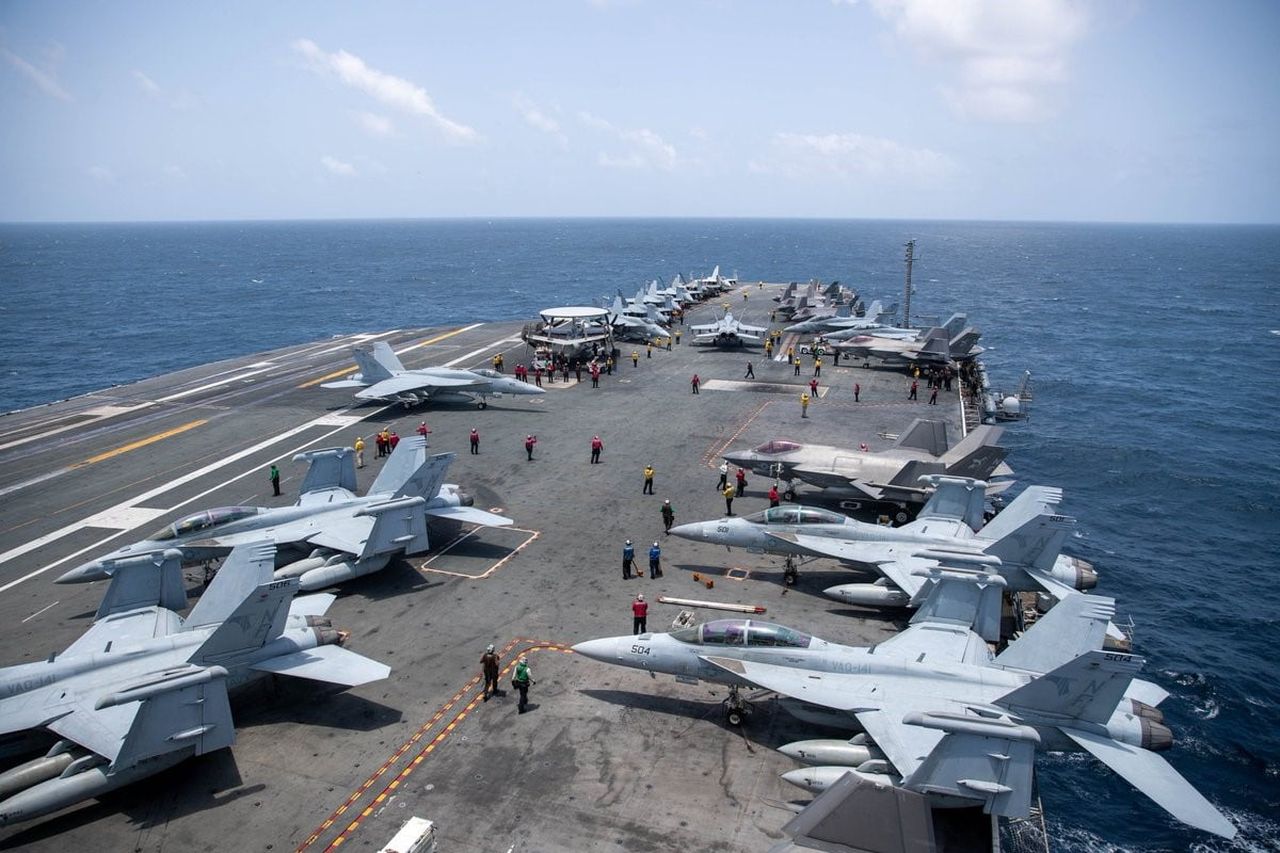 ABD, USS GEORGE WASHİNGTON UÇAK GEMİSİNİ ORTA DOĞU’YA KONUŞLANDIRDI.