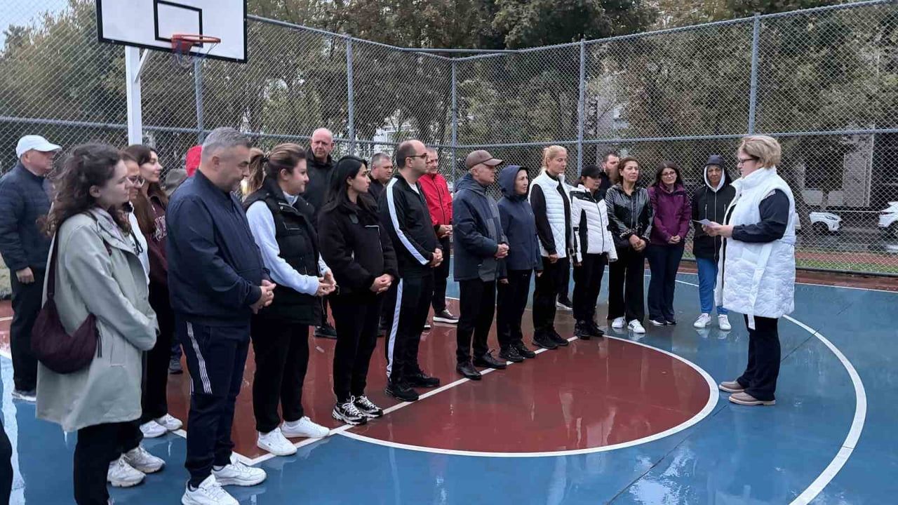 ‘SAĞLIKLI YAŞAM İÇİN HAREKETE GEÇİYORUZ' ETKİNLİKLERİ KAPSAMINDA KIRKLARELİ PROTOKOLÜ...