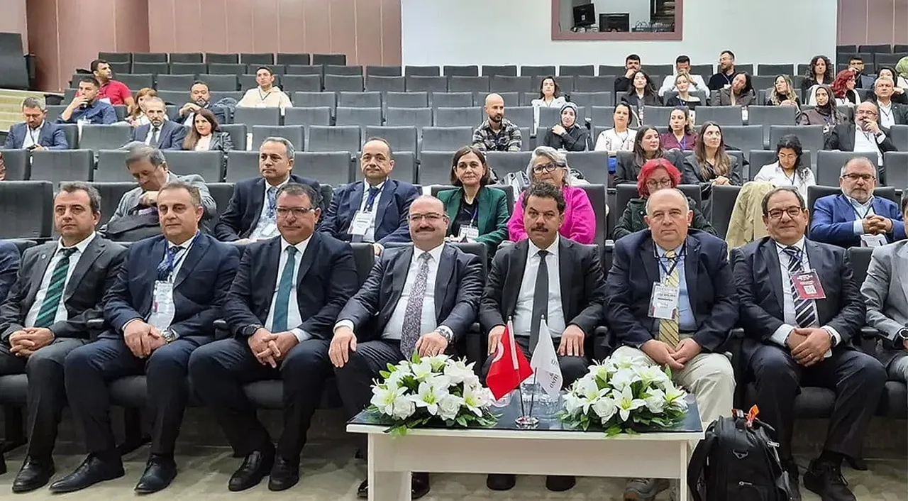 ATATÜRK ÜNİVERSİTESİ REKTÖRÜ PROF. DR. AHMET HACIMÜFTÜOĞLU’NUN DAVETLİ KONUŞMACI OLARAK KATILDIĞI...