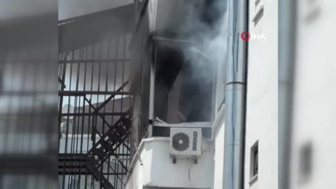 Mersin'de otelde yangın: 9 kişi dumandan etkilendi