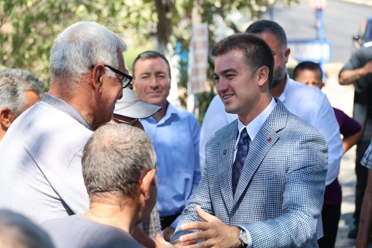 BODRUM BELEDİYE BAŞKANI TAMER MANDALİNCİ, ÇAMLIK MAHALLESİNDE GERÇEKLEŞTİRİLEN YOL BAKIM VE ONARIM...