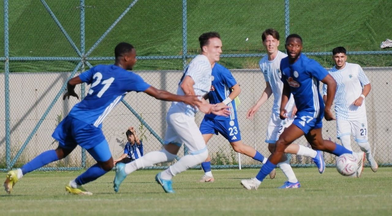 ERZURUMSPOR FK HAZIRLIK MAÇINDA ÇAYKUR RİZESPOR İLE GOLSÜZ BERABERE KALDI.