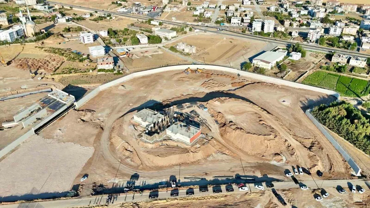 KURTALAN-SİİRT DEMİRYOLU PROJESİ'NDE FİZİKİ GERÇEKLEŞME ORANI YÜZDE 30'A ULAŞTI