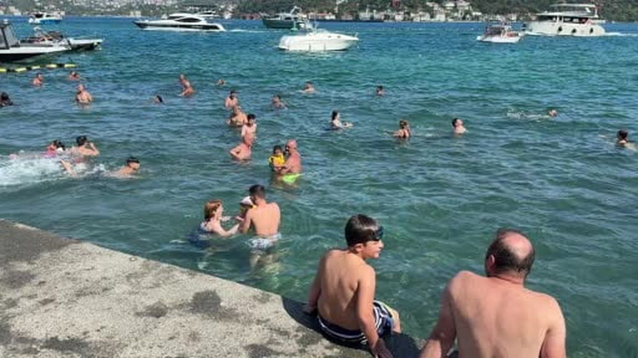 İstanbul’da sıcak hava etkili oldu: Park ve sahiller doldu taştı