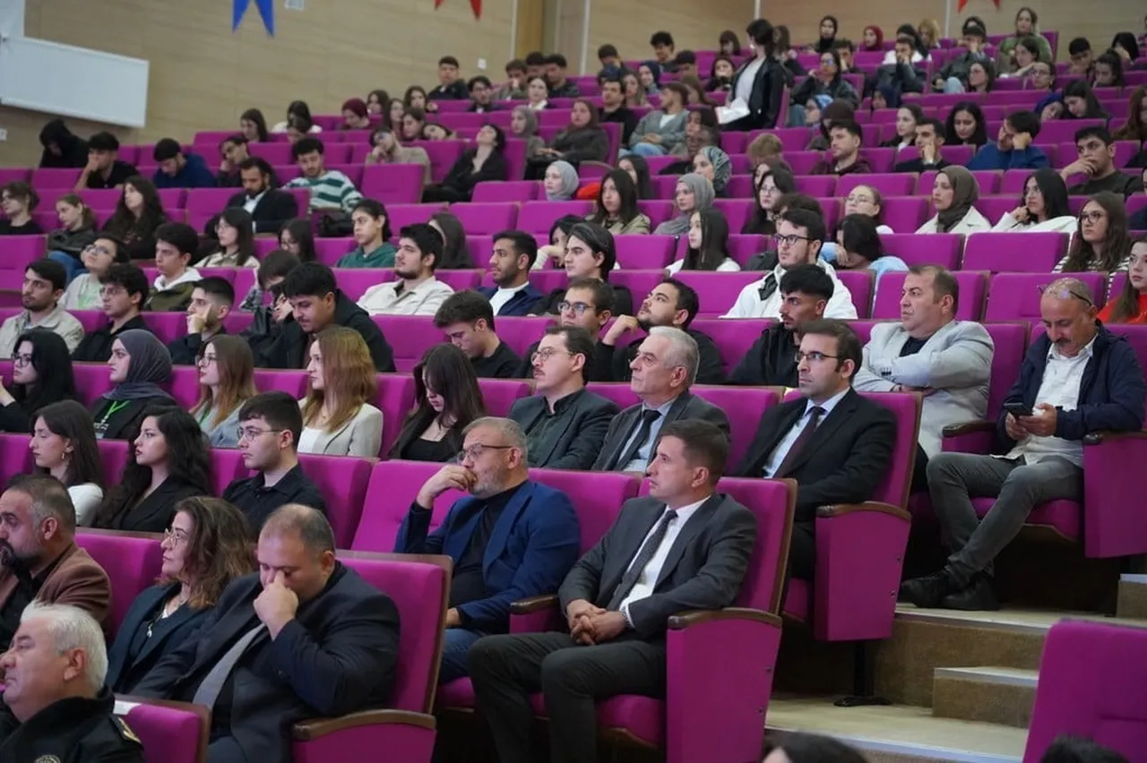 BARTIN ÜNİVERSİTESİ (BARÜ) EĞİTİM ALANININ ÖNEMLİ BULUŞMALARINDAN OLAN "18. ULUSLARARASI EĞİTİM...
