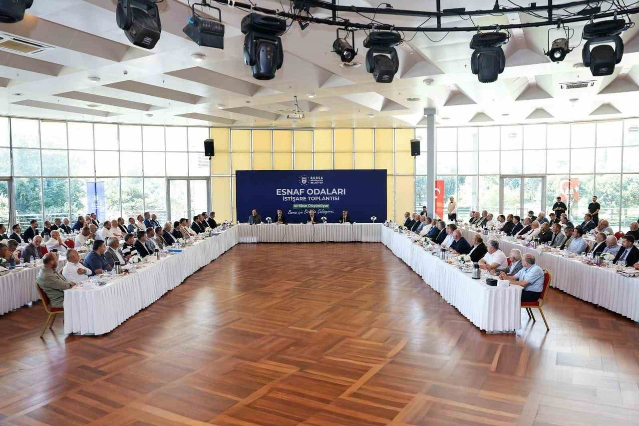 BURSA BÜYÜKŞEHİR BELEDİYESİ BAŞKAN VEKİLİ ŞAHİN BİBA, ESNAF ODALARI İSTİŞARE TOPLANTISI’NDA ODA...