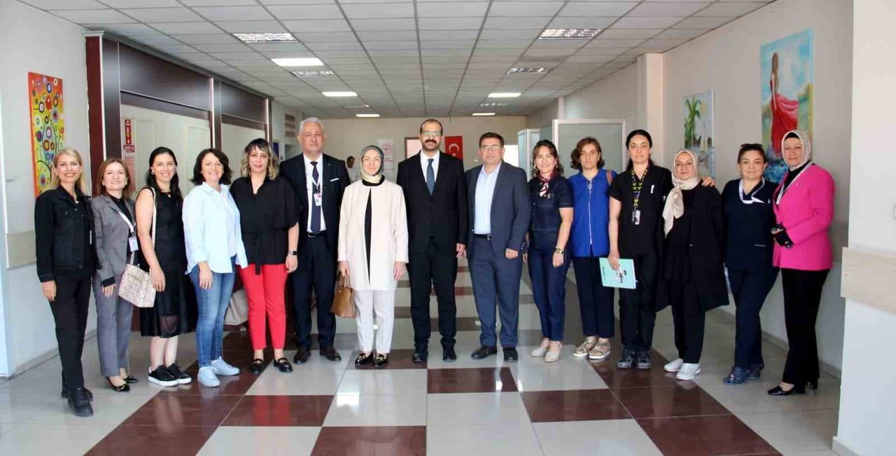 KAYSERİ DEVLET HASTANESİ’NDE SAĞLIK ÇALIŞANLARININ MESLEKİ BİLGİ VE FARKINDALIKLARININ ARTIRILMASI...