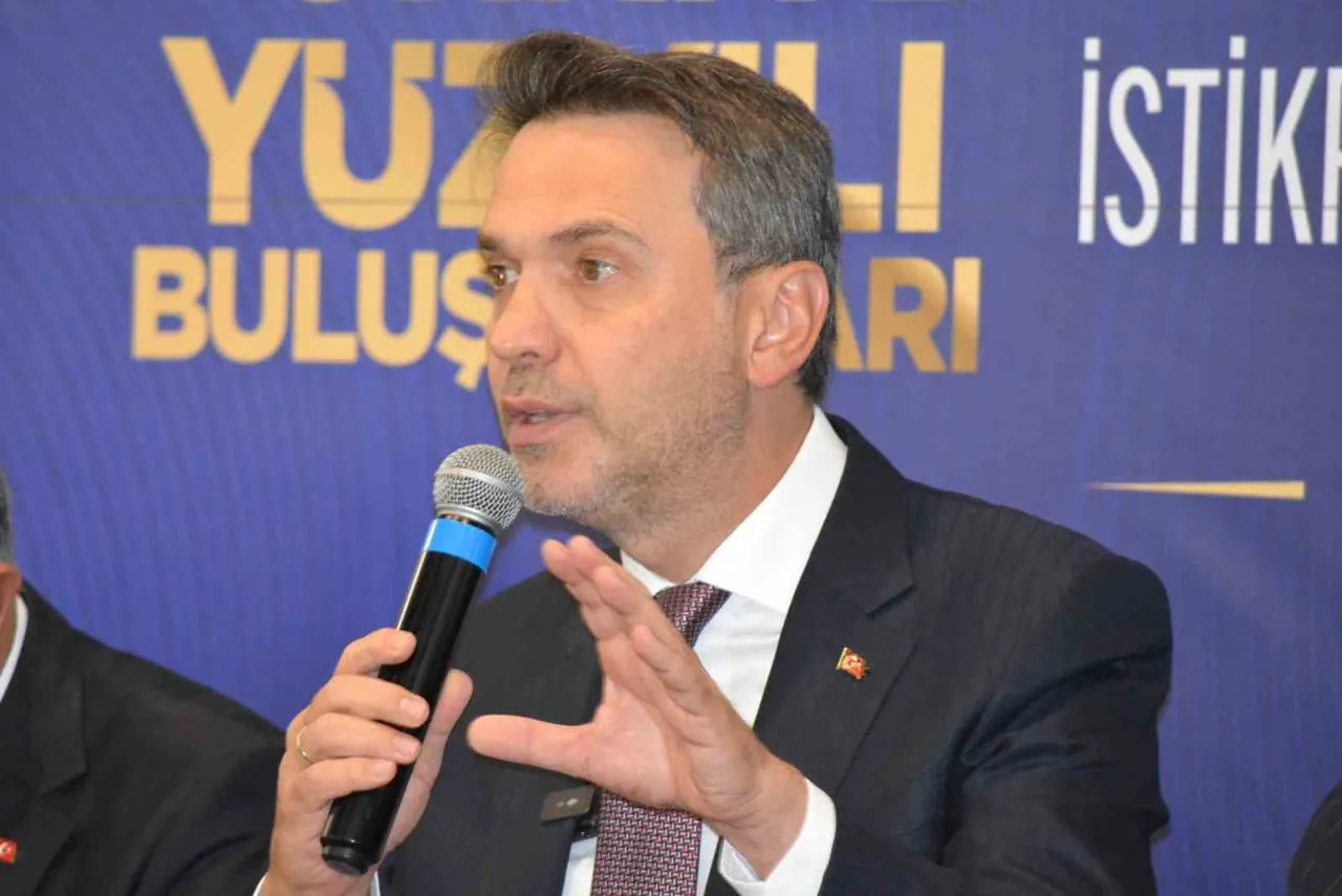 ÇORUM’DA KONUŞAN ENERJİ VE TABİİ KAYNAKLAR BAKANI ALPARSLAN BAYRAKTAR, TERÖRSÜZ TÜRKİYE İLE İLGİLİ...