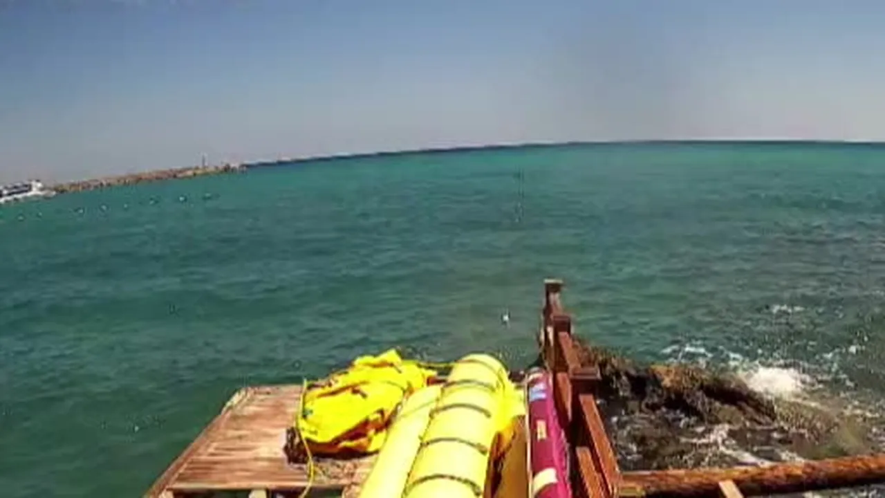 Kuzey Kıbrıs Türk Cumhuriyeti'ne bağlı Girne açıklarında alabora olan geminin facia seferine...