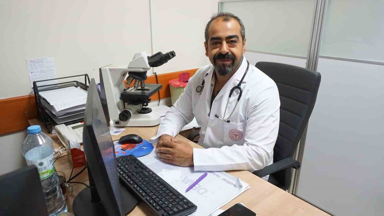 KIRŞEHİR EĞİTİM VE ARAŞTIRMA HASTANESİ'NDE KEMİK İLİĞİ BİYOPSİSİ İŞLEMİ İLK KEZ BAŞARIYLA...