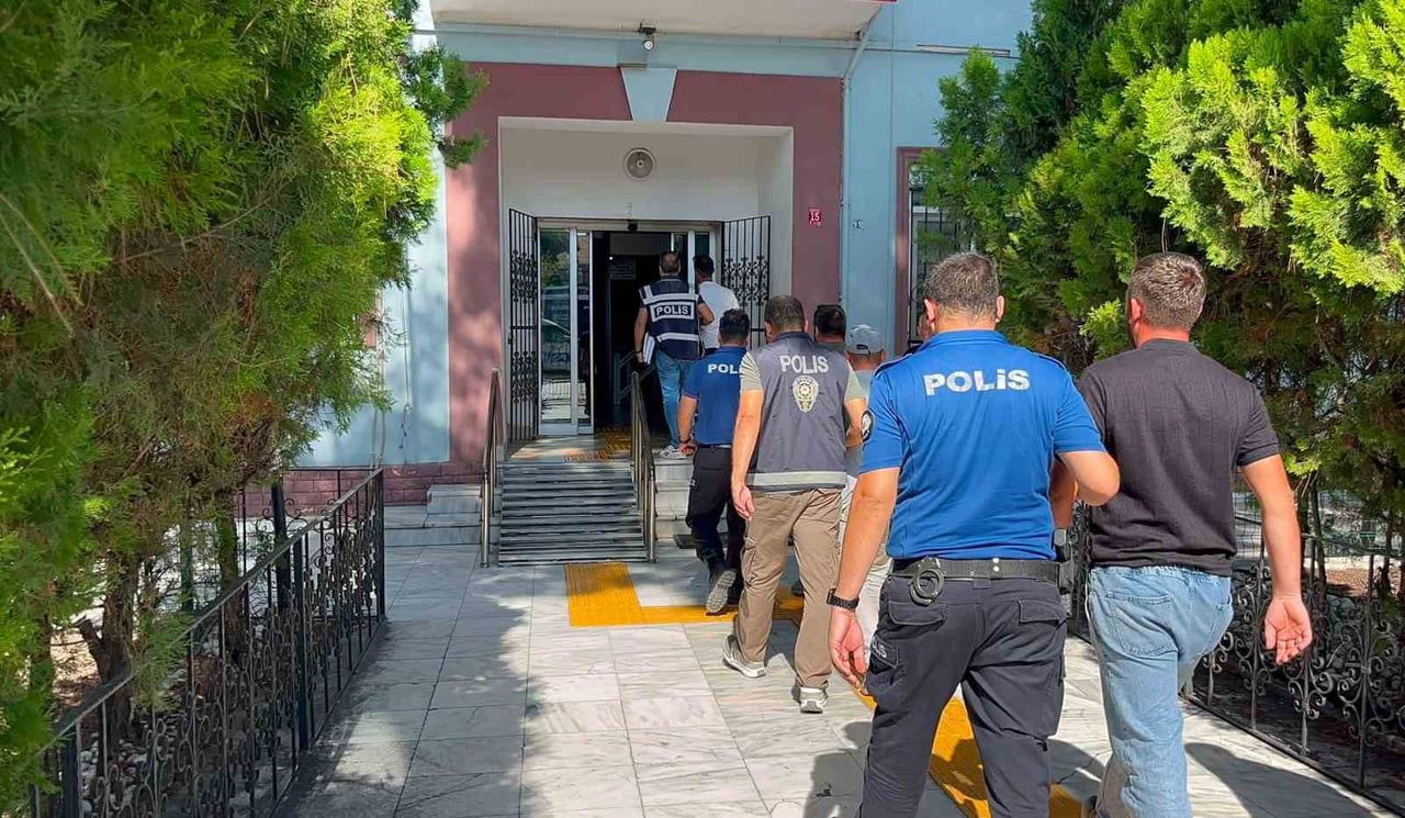 7 KİŞİ GÖZALTINA ALINDI