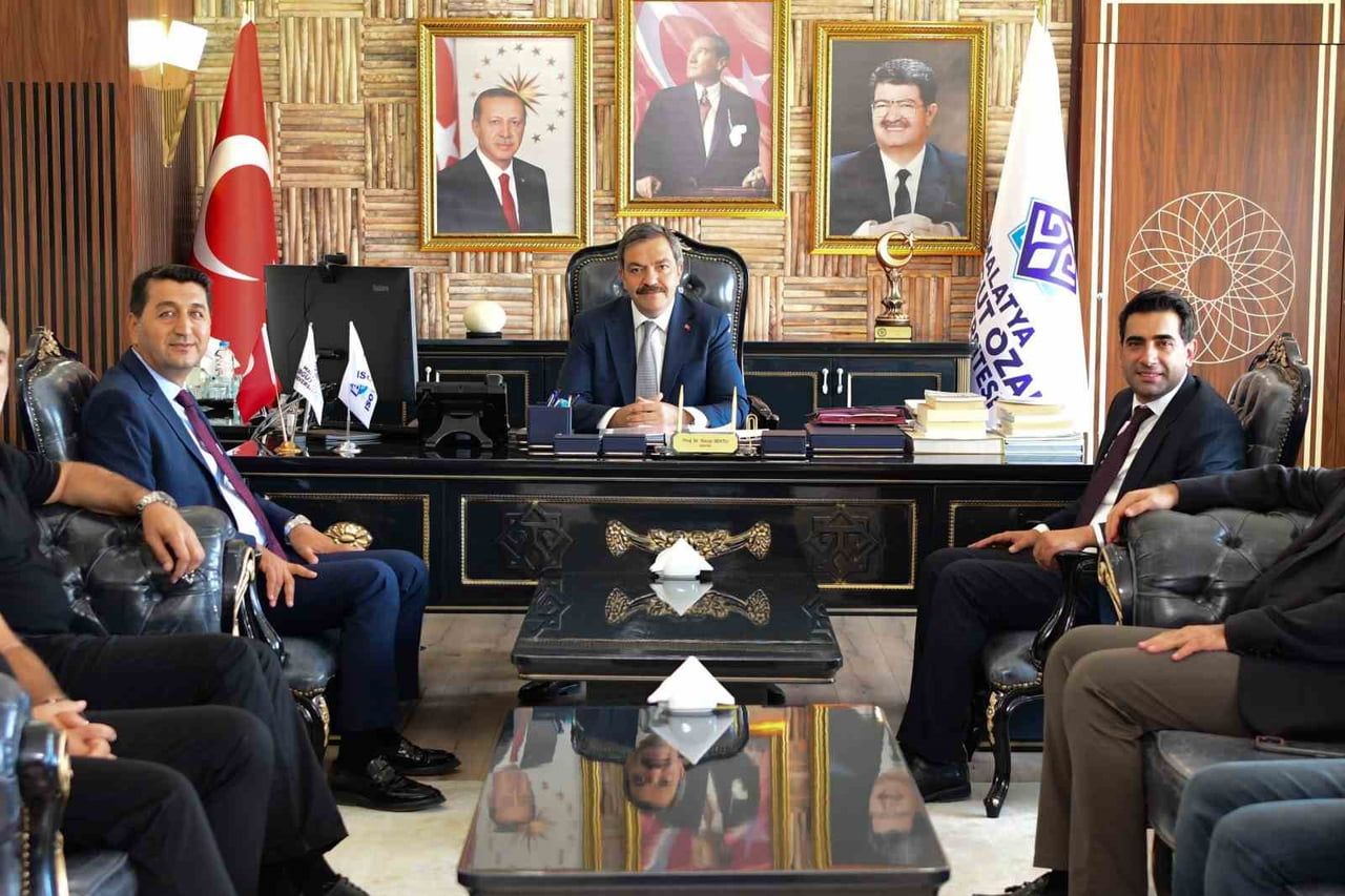 MTSO BAŞKAN ADAYI BOYRAZ’DAN TURGUT ÖZAL ÜNİVERSİTESİ’NE ZİYARET