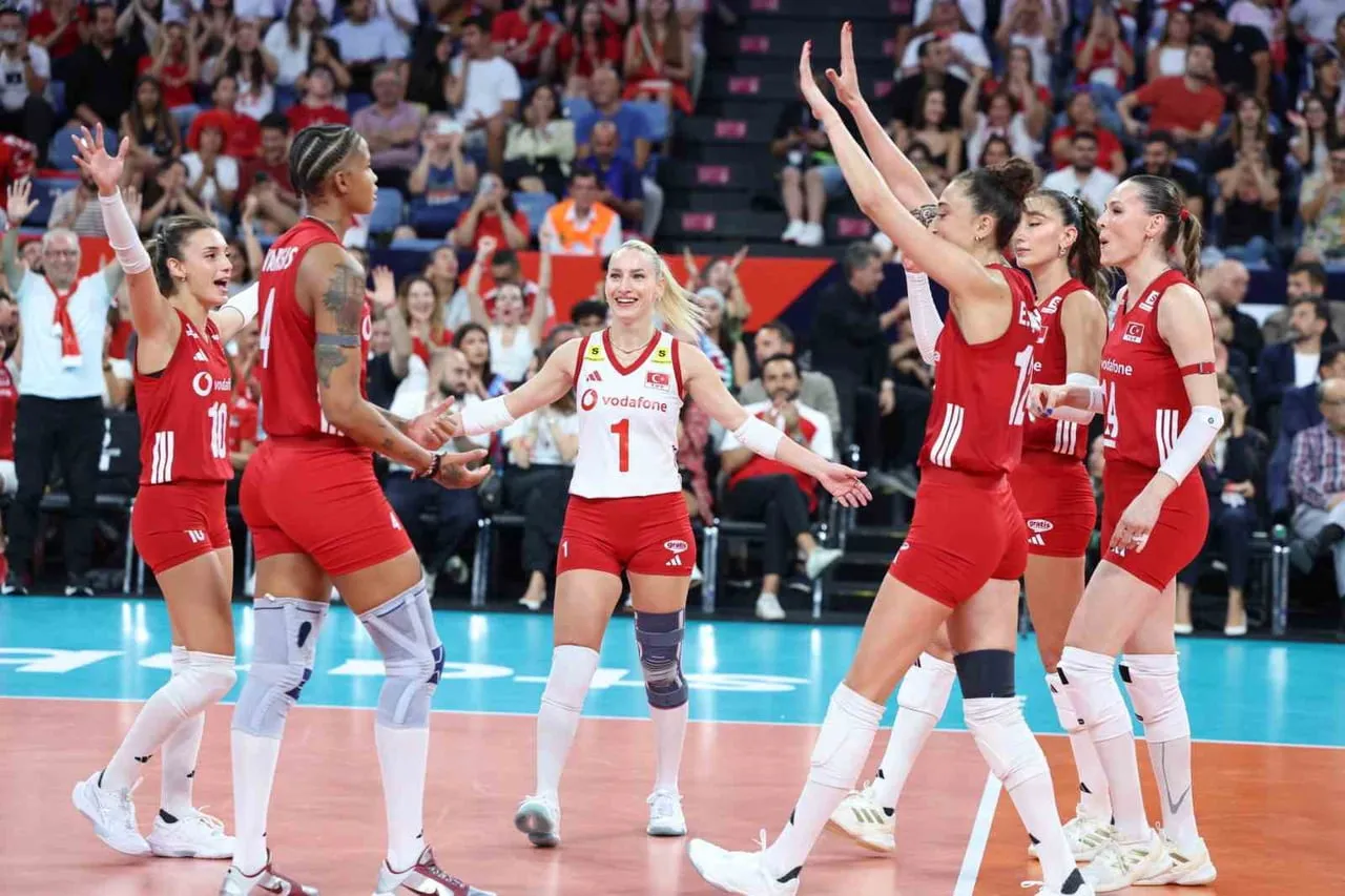2027 FIVB KADINLAR VOLEYBOL DÜNYA KUPASI'NDA GRUP KURALARI ÇEKİLDİ. A MİLLİ KADIN VOLEYBOL TAKIMI...