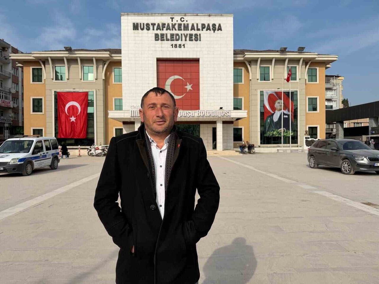 DÖLLÜK MAHALLESİ MUHTARI HASAN KARADUMAN