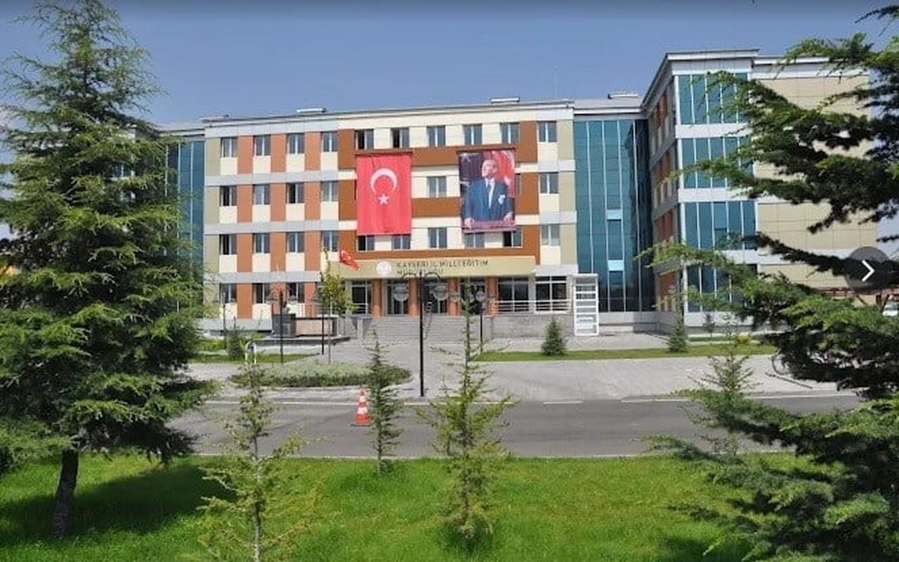 İL MİLLİ EĞİTİM MÜDÜRLÜĞÜ TARAFINDAN YAPILAN AÇIKLAMADA, BİR SOSYAL MEDYA PLATFORMUNDA YAYINLANAN...