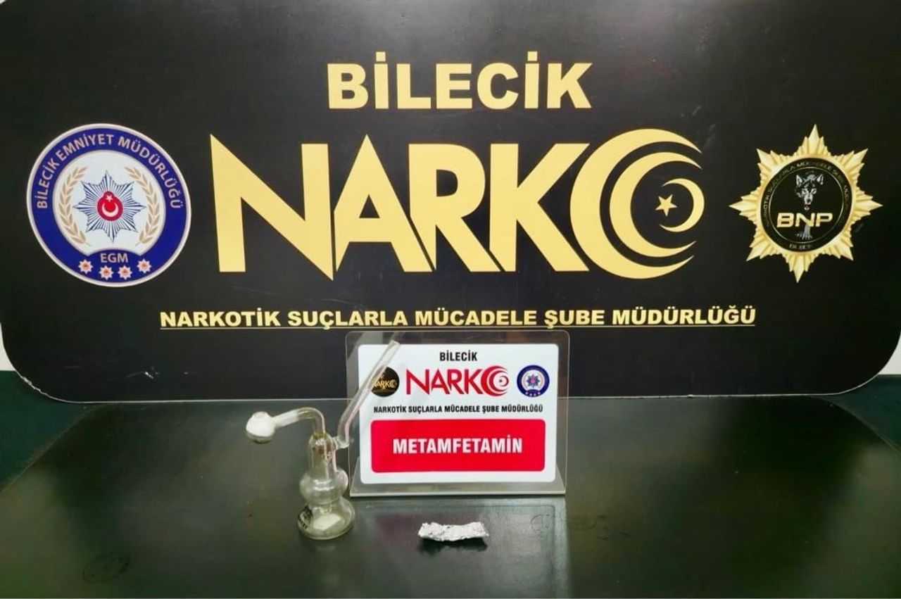 BİLECİK'TE UYUŞTURUCU OPERASYONU: 2 KİŞİ YAKALANDI