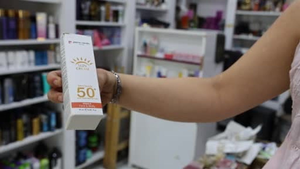 Yanlış güneş kremi seçimi cilt sorunlarını artırabilir