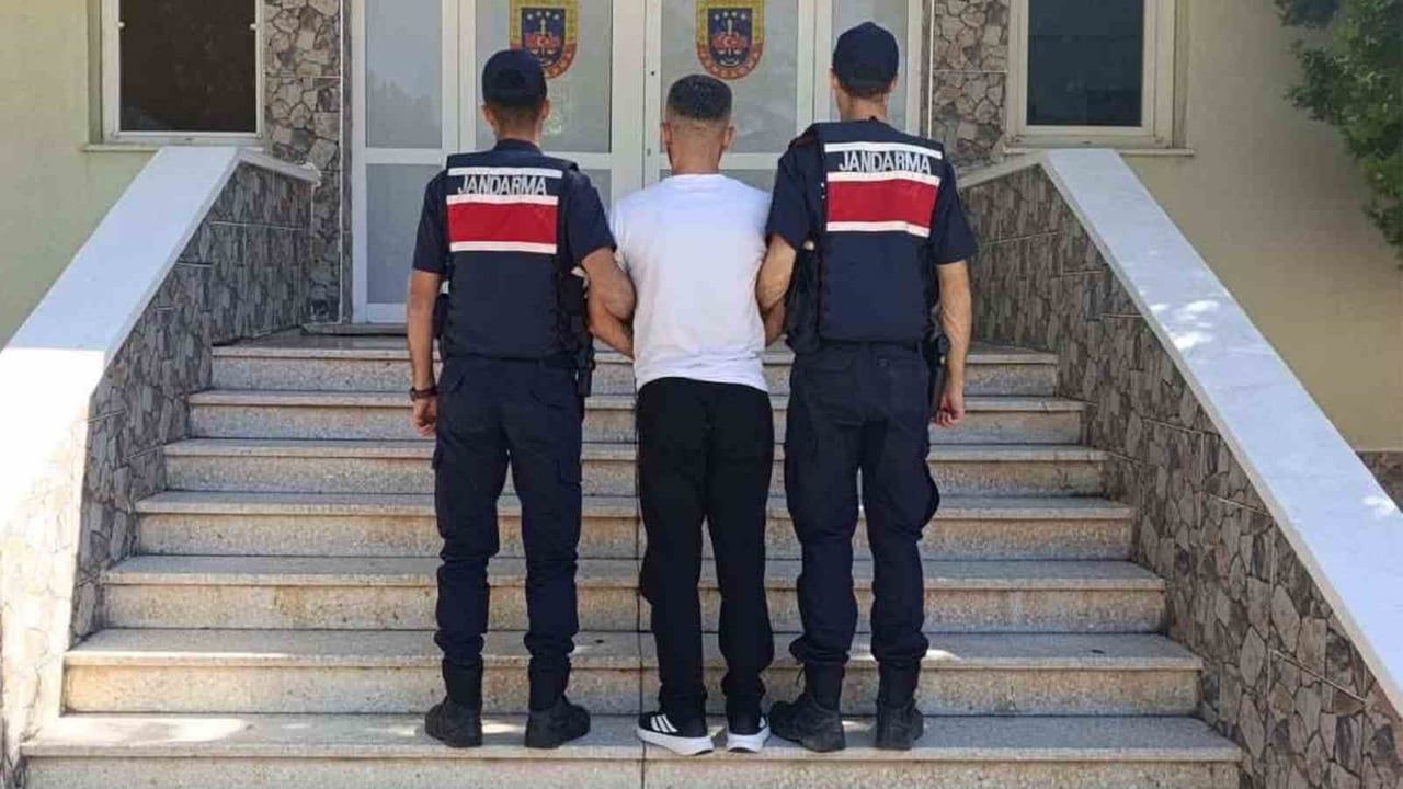"BİNA İÇİNDE MUHAFAZA ALTINA ALINMIŞ EŞYA HAKKINDA HIRSIZLIK" VE "UYUŞTURUCU VEYA UYARICI MADDE...